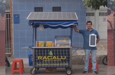 Venezolano exiliado inventa un popular carrito con energía solar para pasteles calientes | | Colombia | The Epoch Times en español